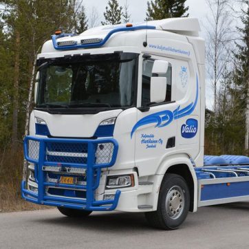 Frontbåge Freeway V3.0 Lackad passande Scania 2016-