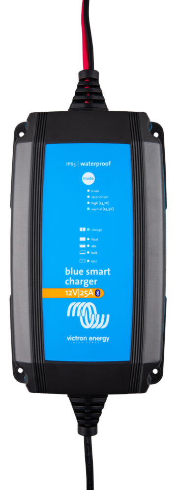 Blue Smart IP65 laddare 12V 25A