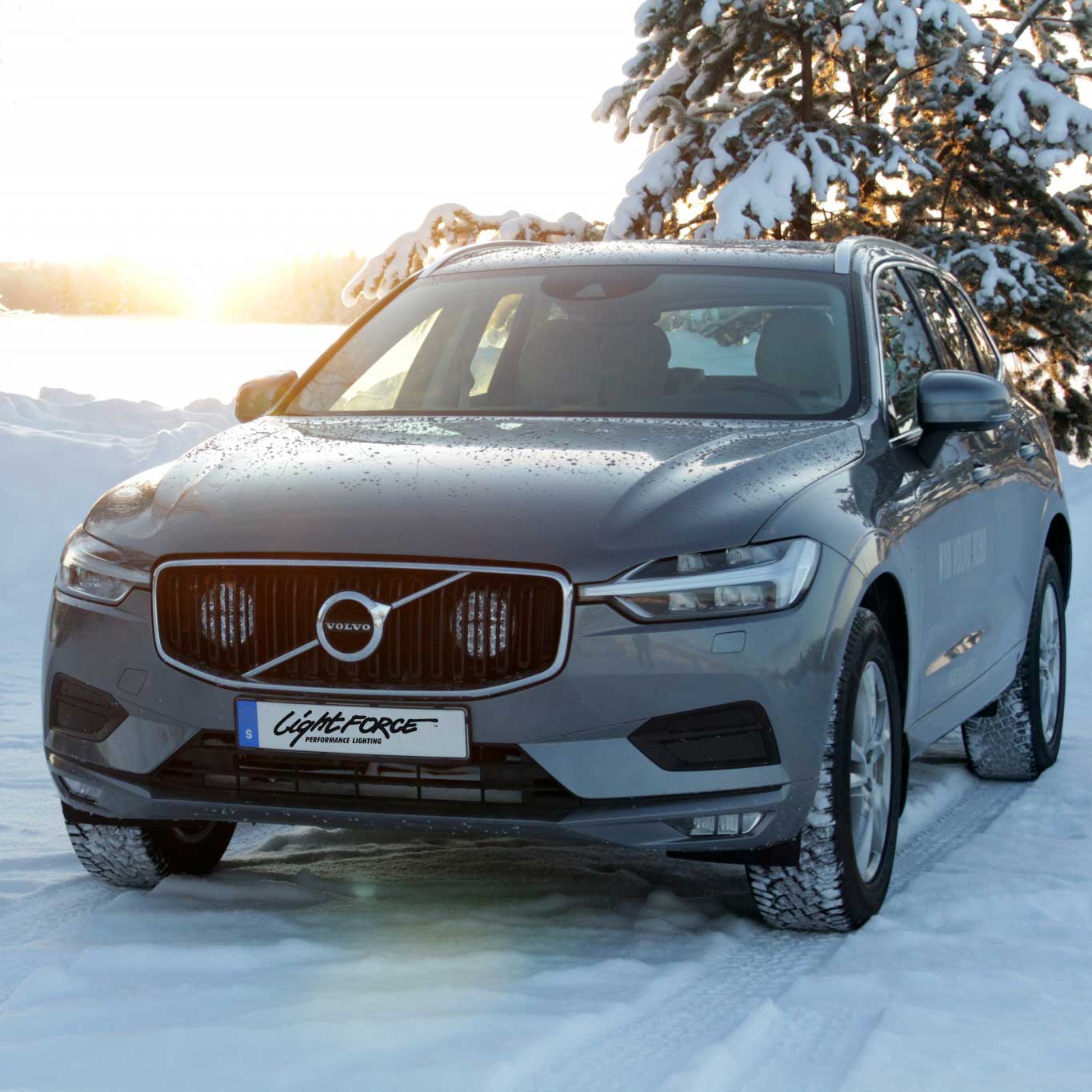 Paket med två Lightforce Venom passande Volvo